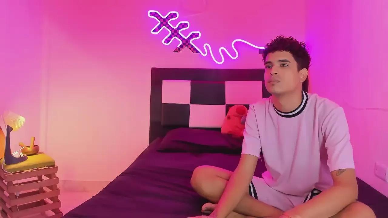 Offline Lucky_boys_ on Cam4