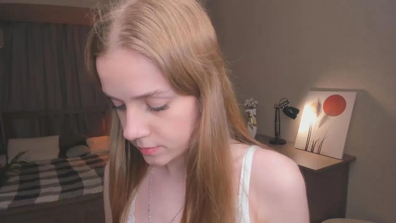 Freechat LynetteBalle on Cam4