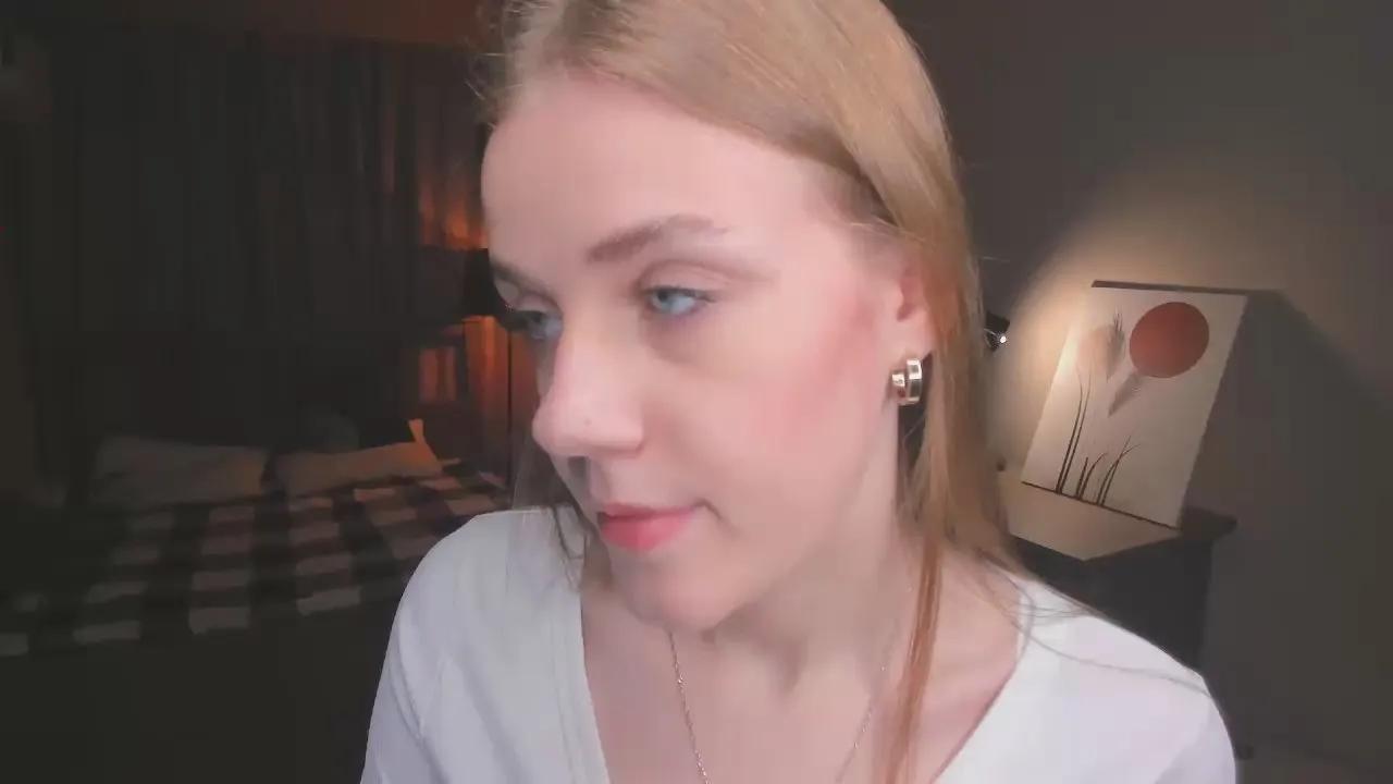 Freechat LynetteBalle on Cam4