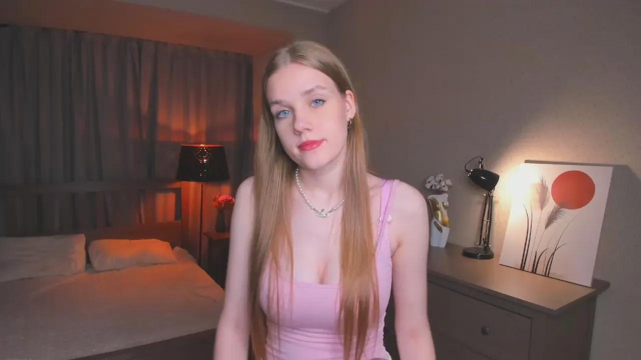 Freechat LynetteBalle on Cam4