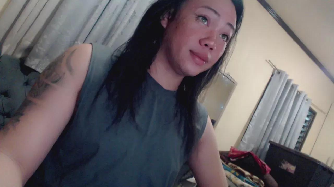 Offline Madameagnes1 on Cam4