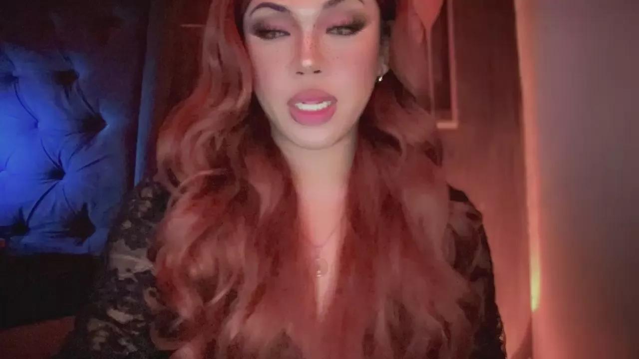 Offline Madameagnes1 on Cam4