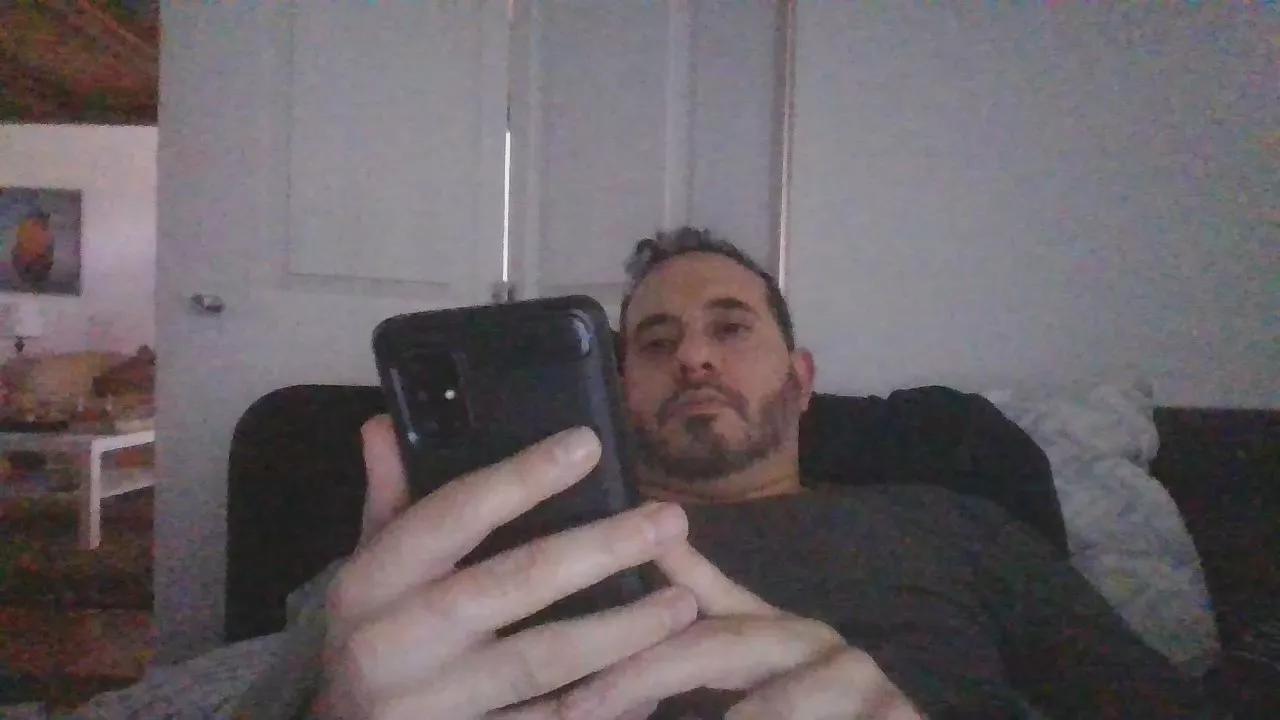 Offline mariosito on Cam4