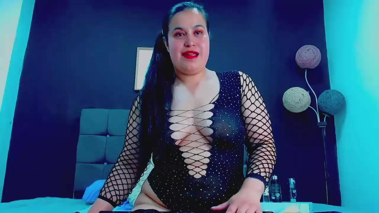 Offline mia_xx1 on Cam4