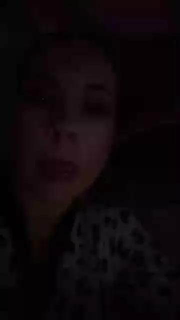 Offline MilaDevassa on Cam4