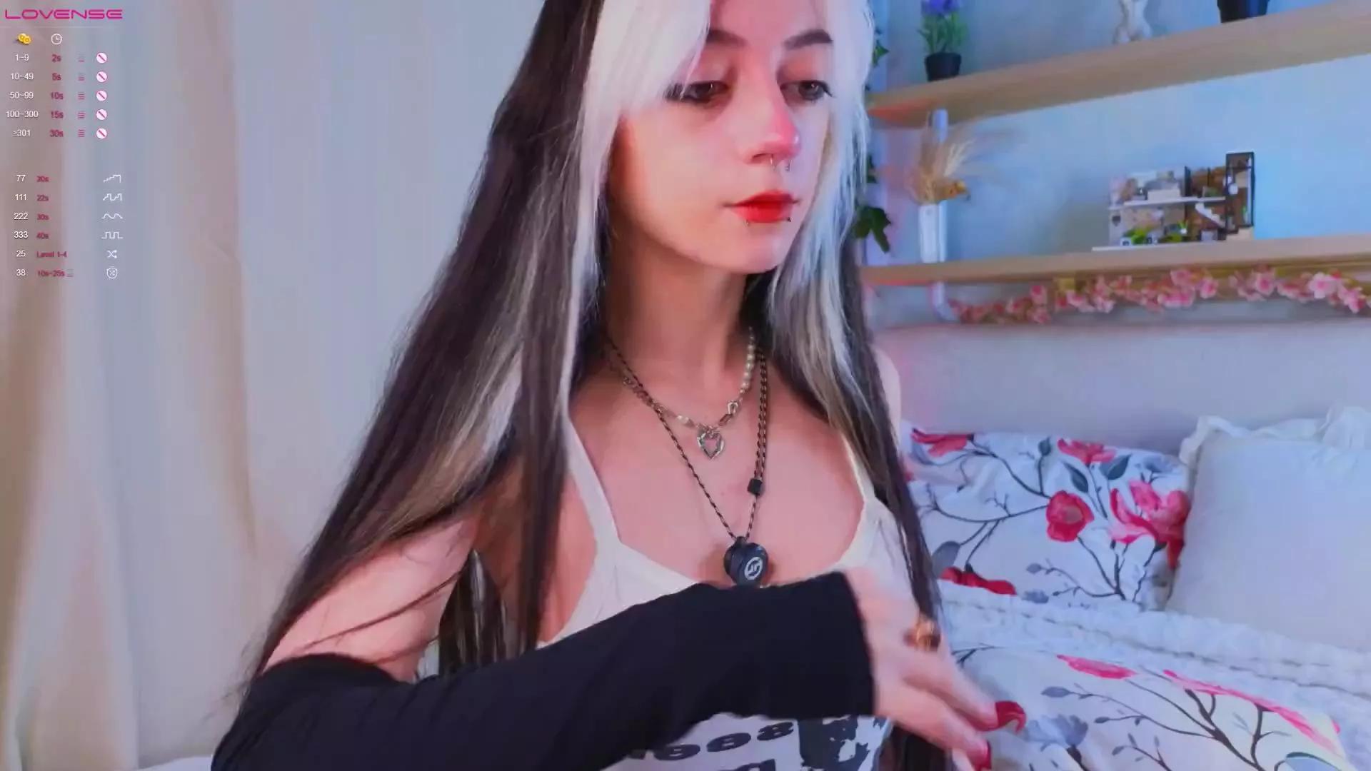 Offline MildredCumby on Cam4