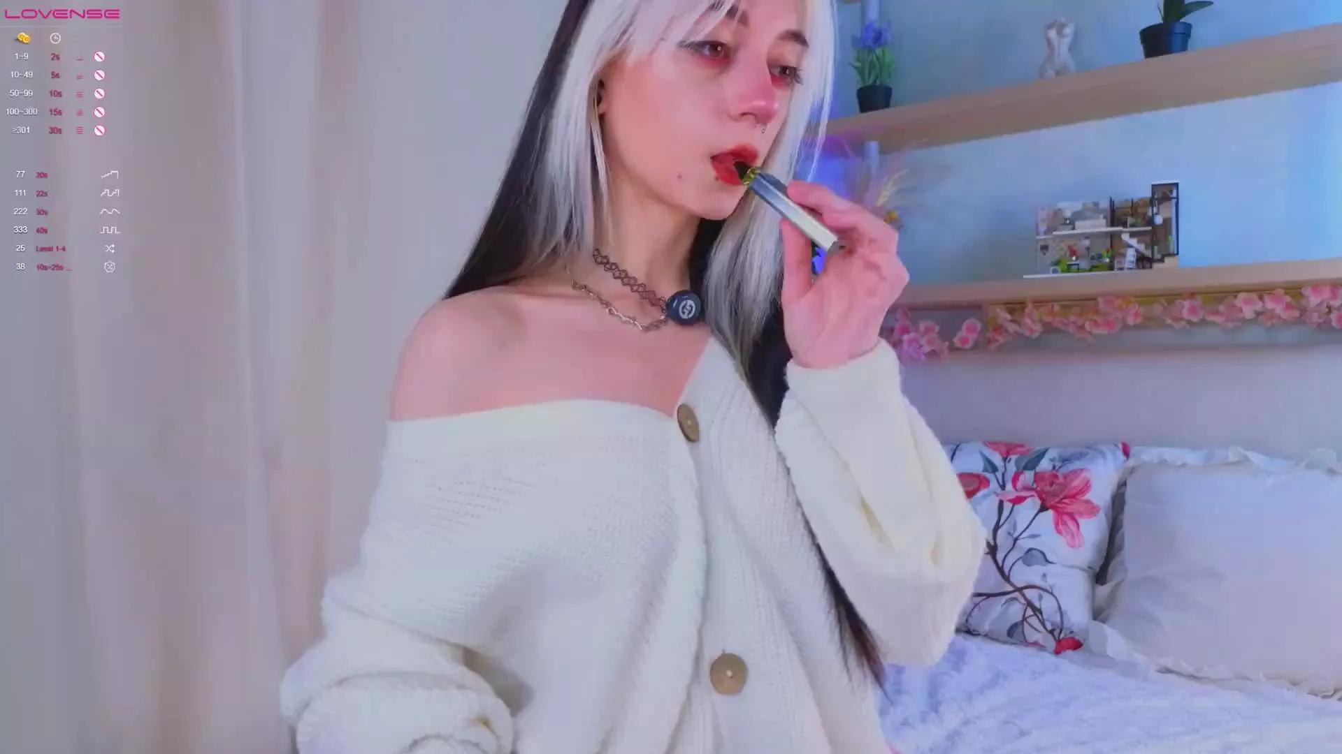 Offline MildredCumby on Cam4