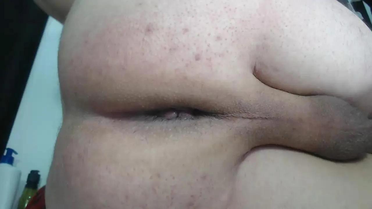 Offline MistressEmeramt on Cam4