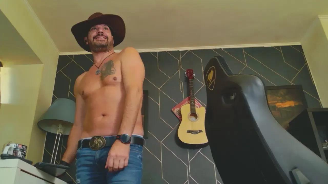 Offline MrSunday on Cam4