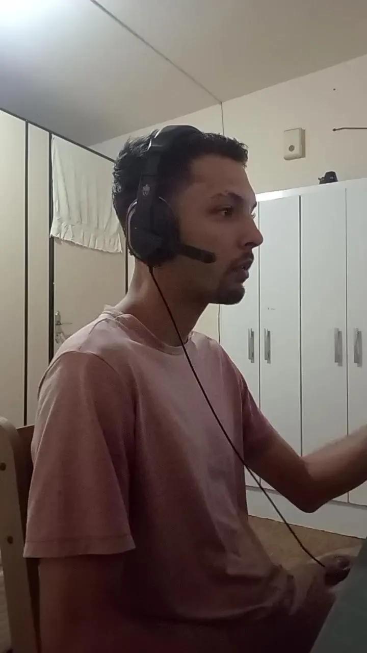 Offline napolitano231 on Cam4