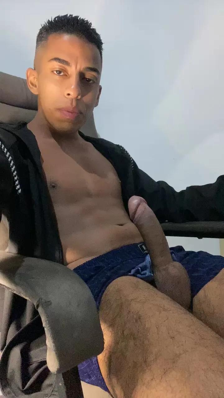 Offline pabloferreira1 on Cam4