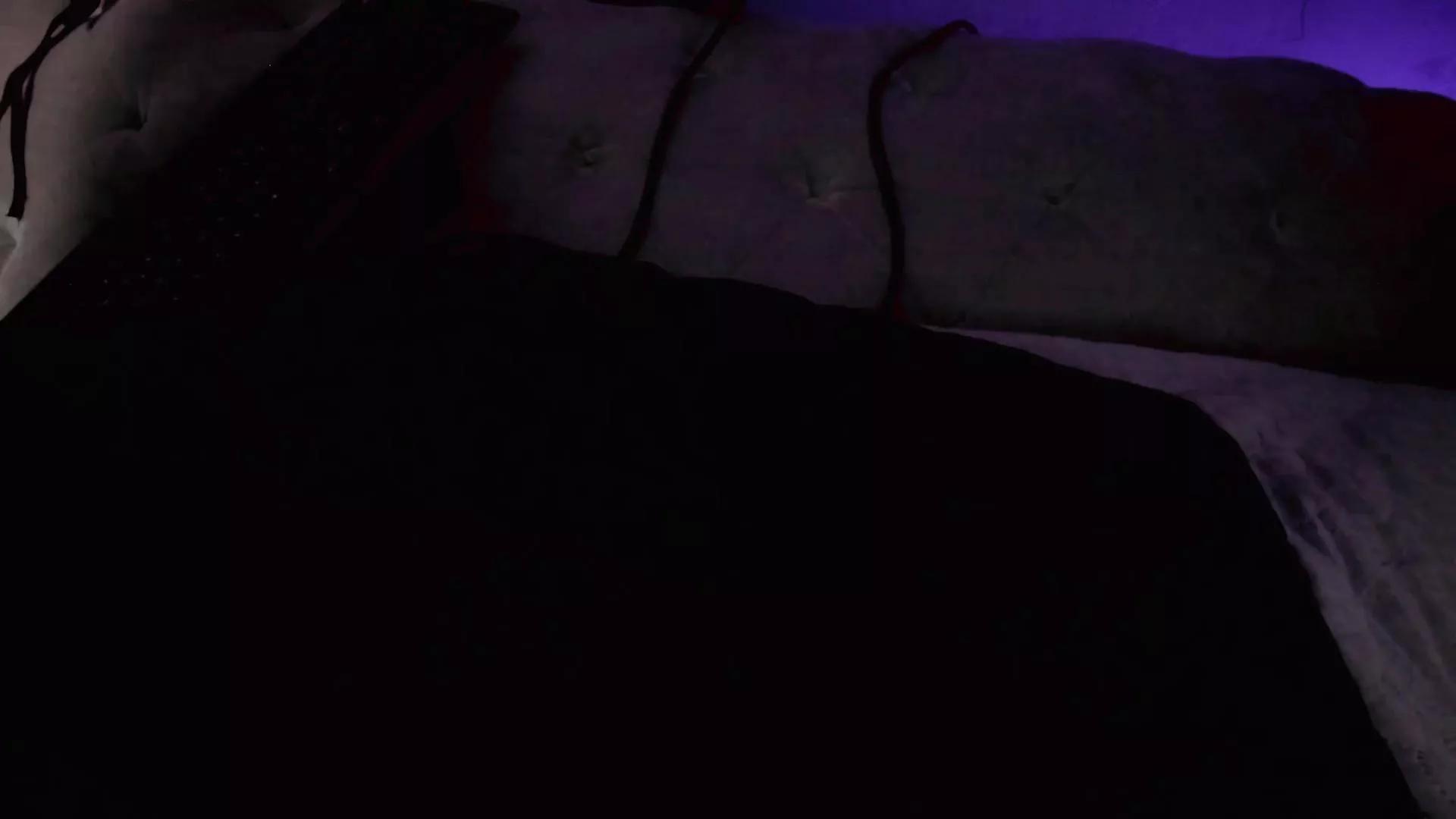 Offline Putinna1 on Cam4