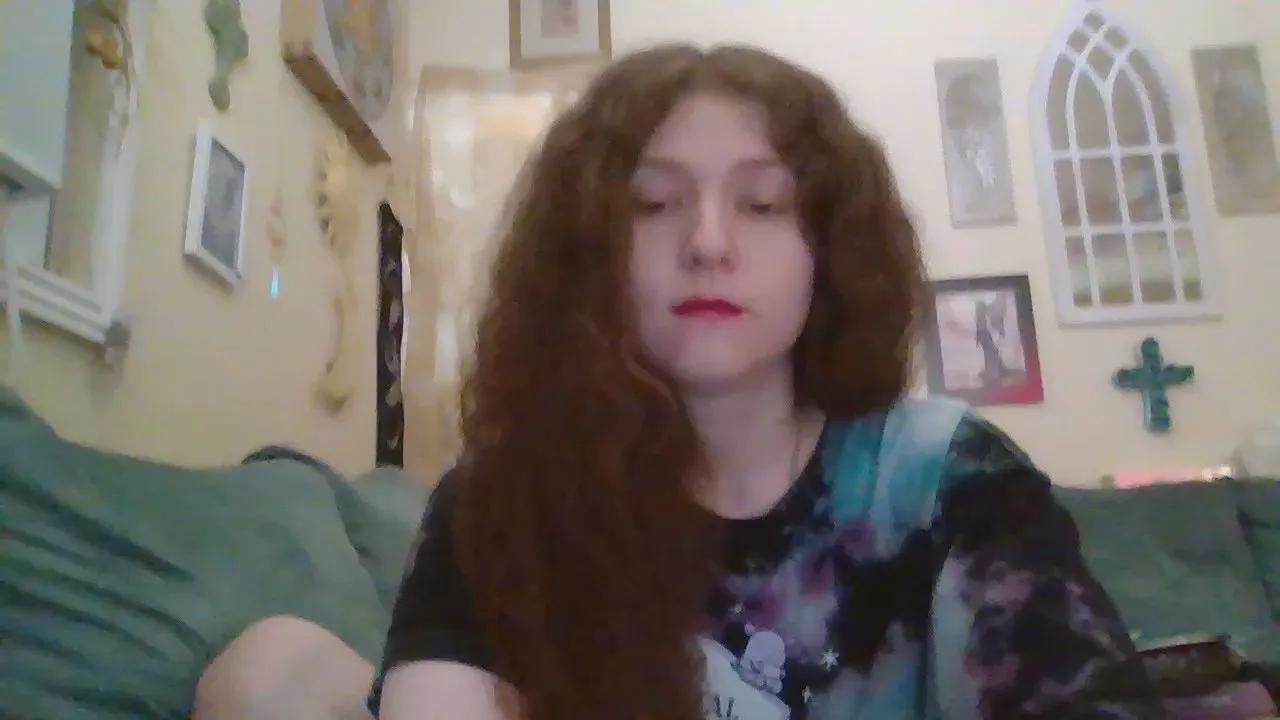 Offline QueenCrimson on Cam4