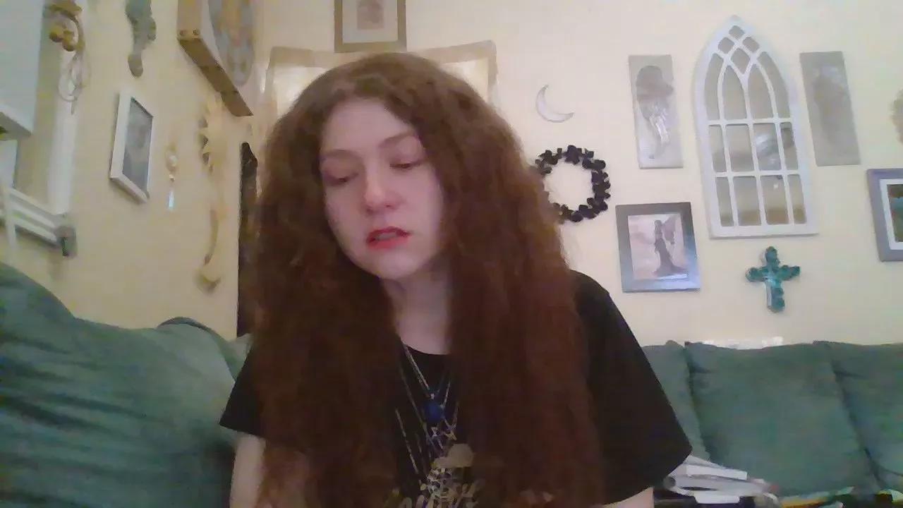 Offline QueenCrimson on Cam4