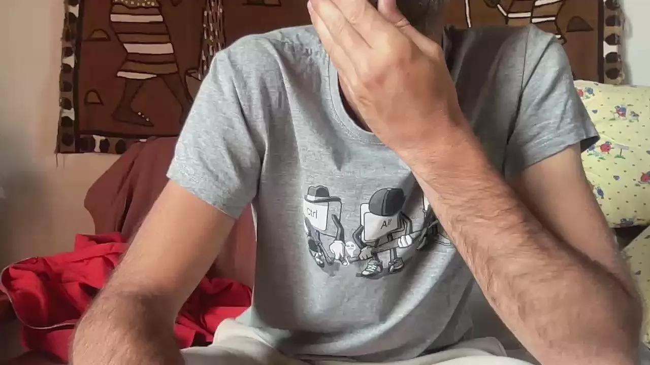 Offline Redthommy on Cam4