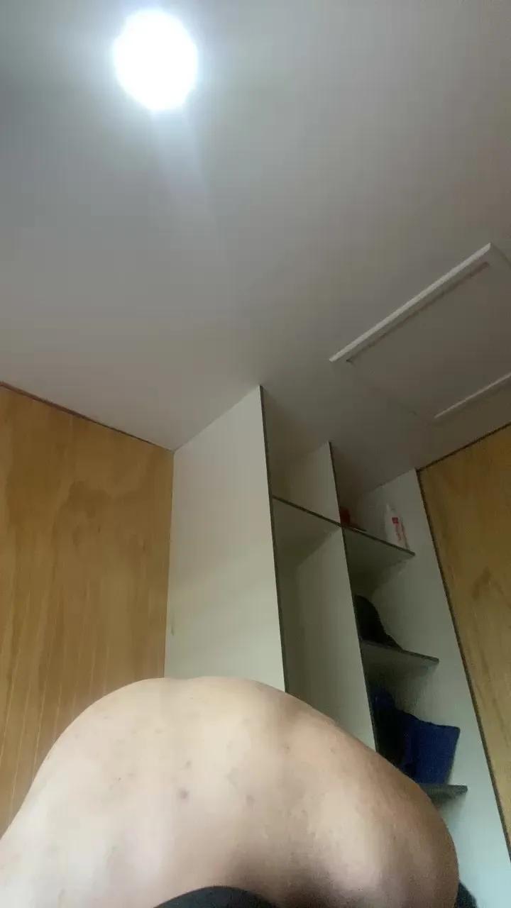 Offline Remielromero777 on Cam4