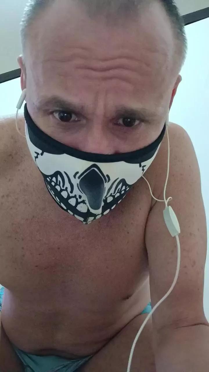 Offline rj31 on Cam4