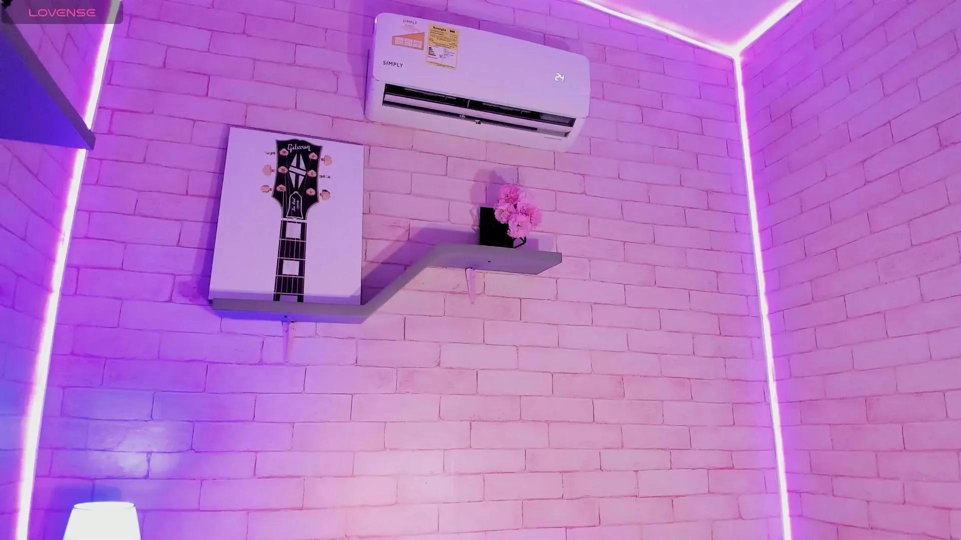 Freechat Ruby_Janee on Cam4