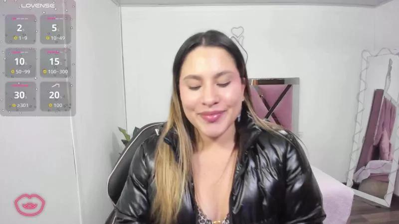 Offline SAAYA_TAY on Cam4