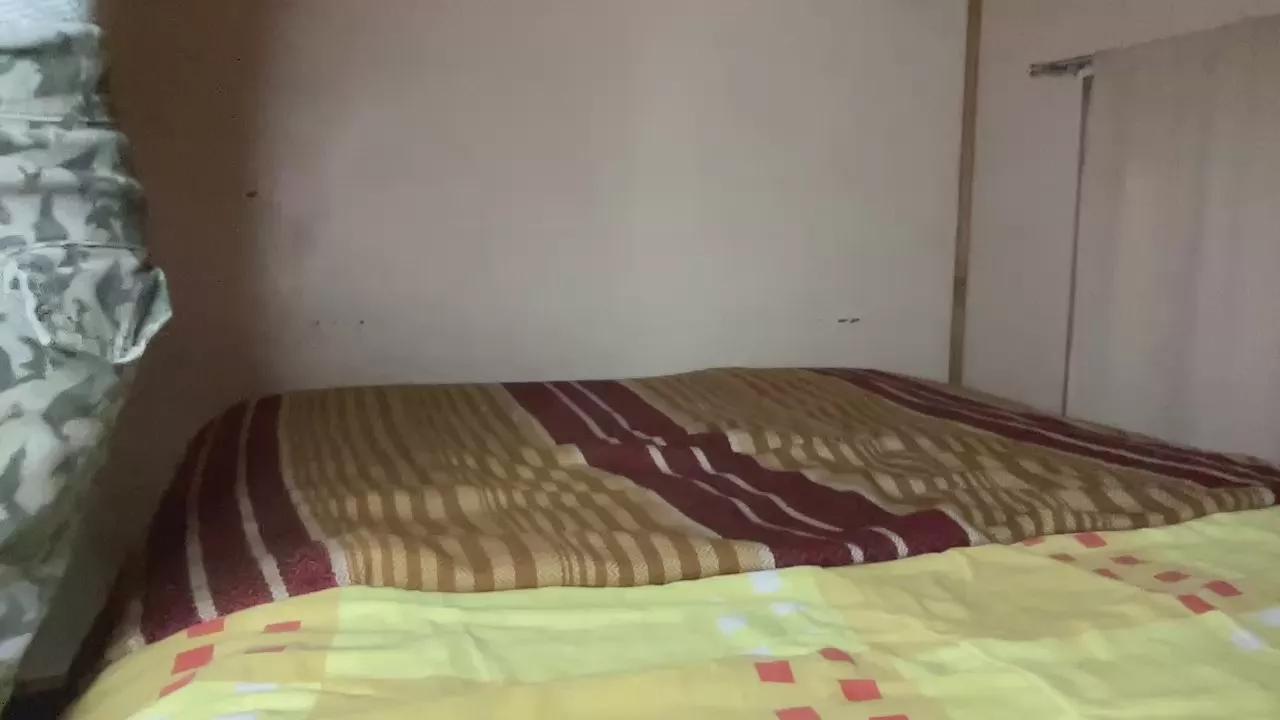 Offline Safaridrew on Cam4