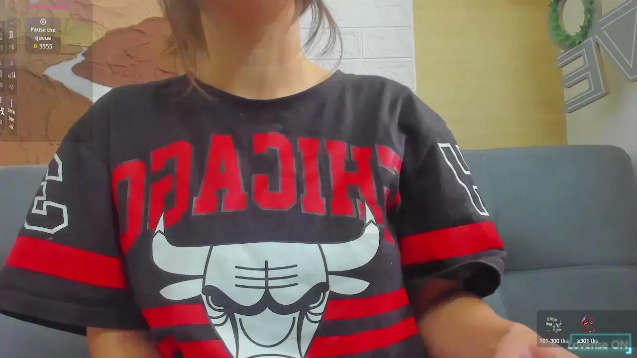 Offline scarlettprinces on Cam4