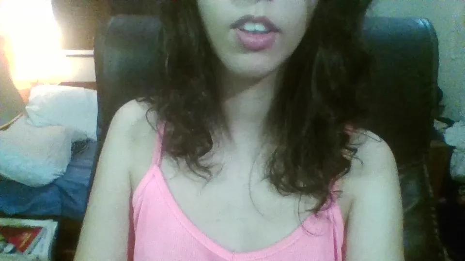 Offline ScarlettSunrise on Cam4