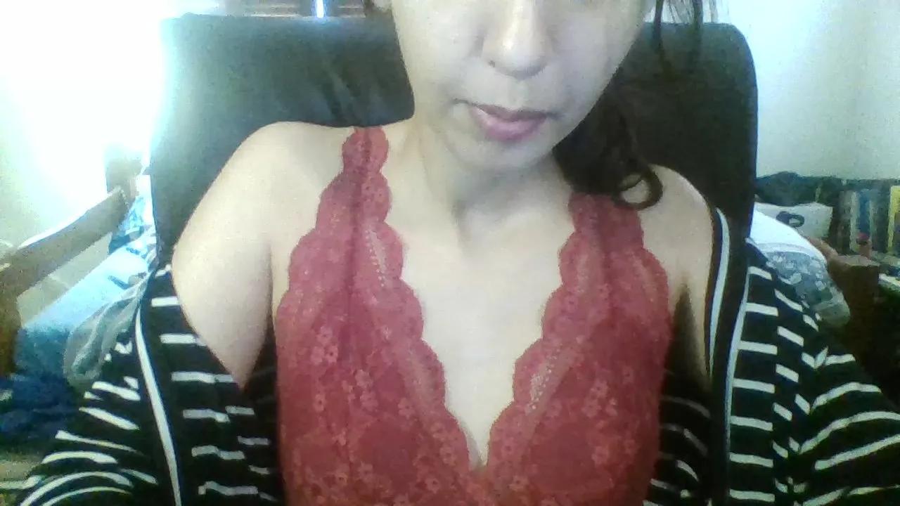 Offline ScarlettSunrise on Cam4