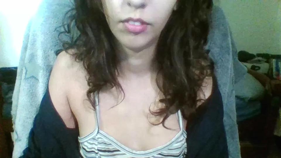 Offline ScarlettSunrise on Cam4