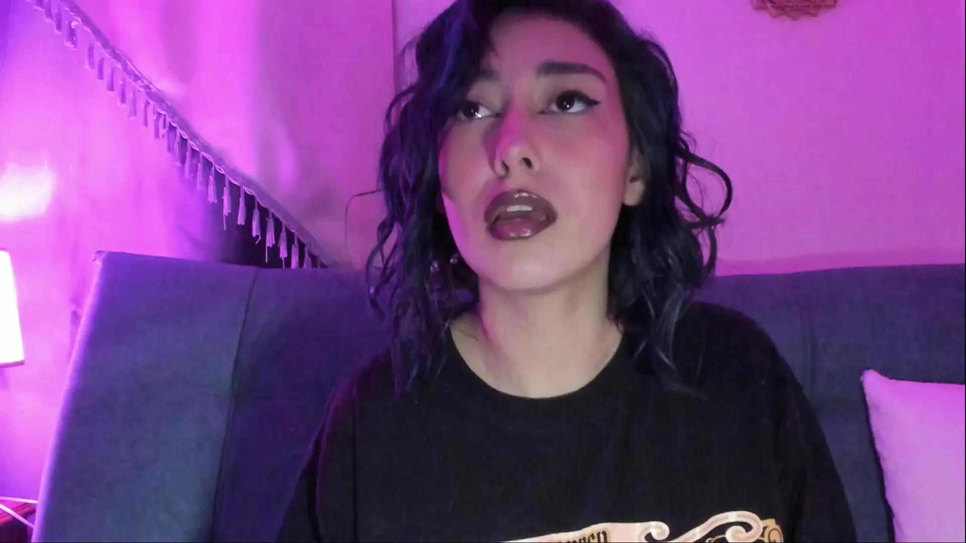 Cam4 Scarletwd18 is Freechat Scarletwd18 —  #pee #cum #pussy #ass #smoke #schoolgirl #squirt