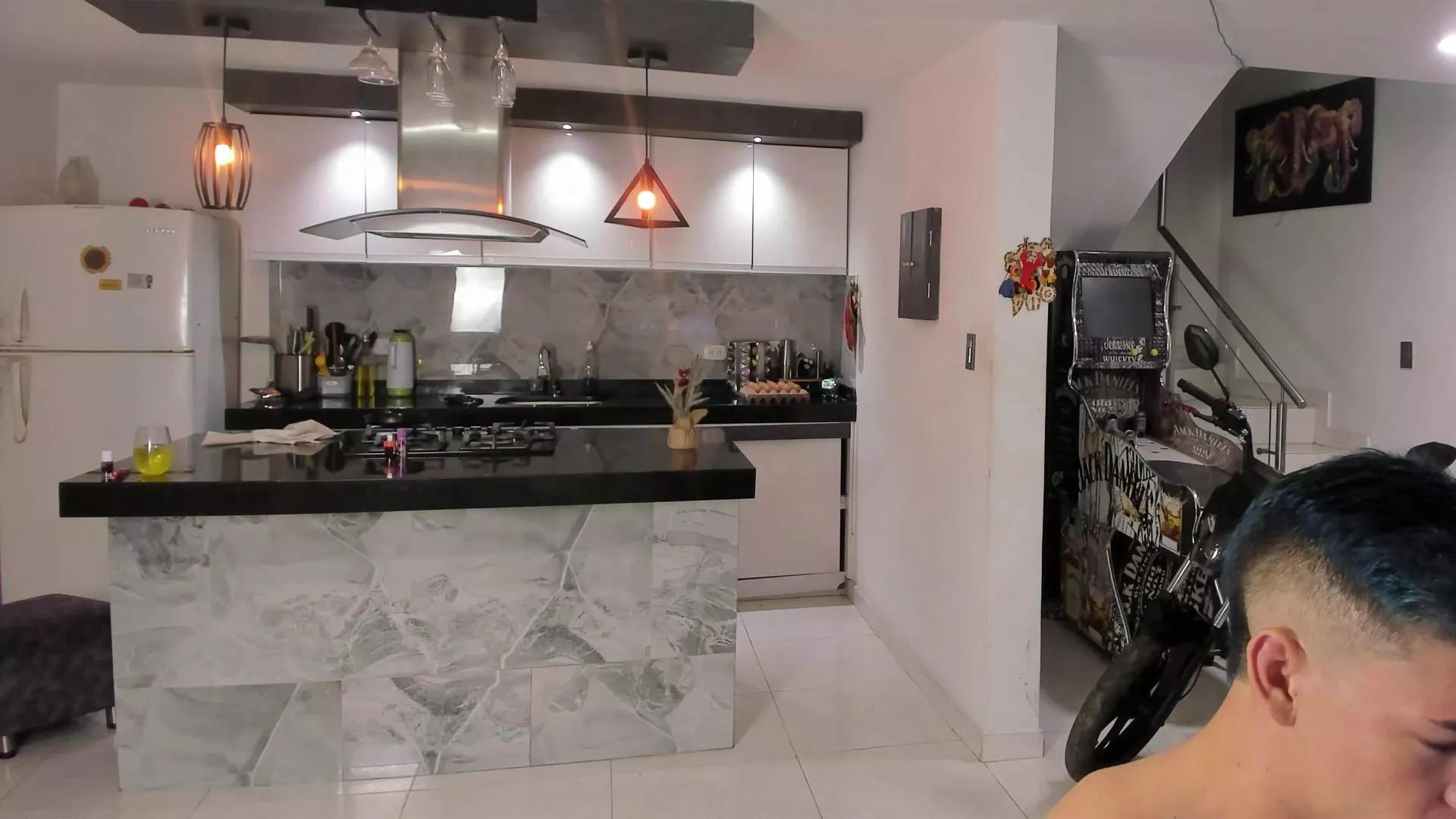 Offline sexyhotfriends_ on Cam4