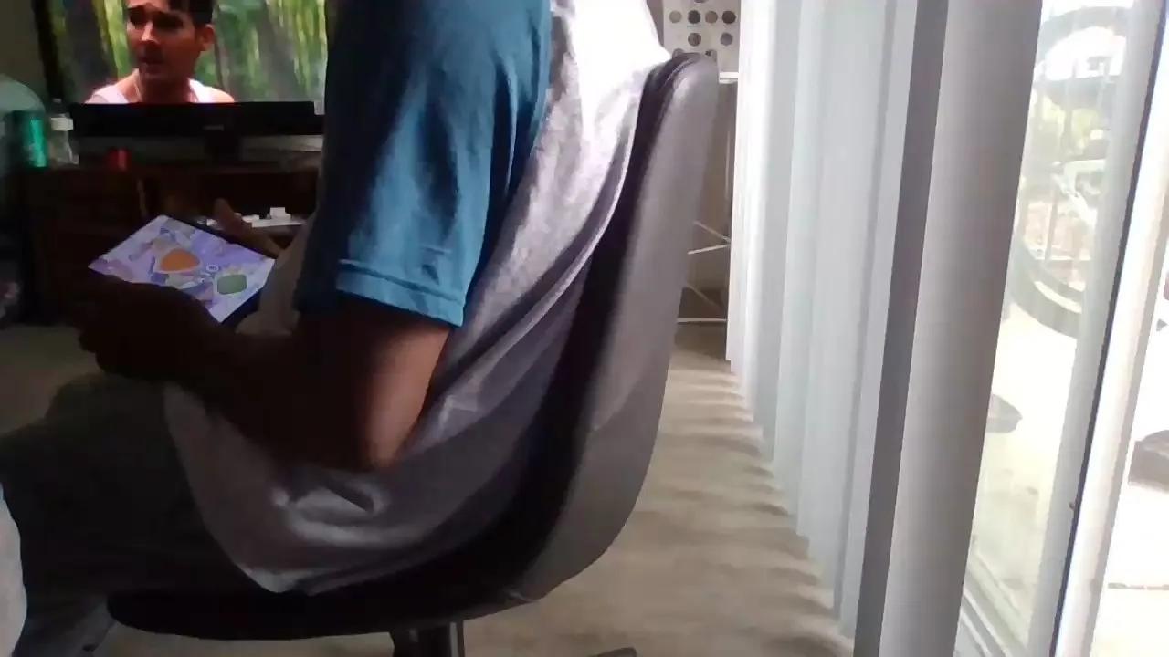 Offline Silkworm_Piper on Cam4