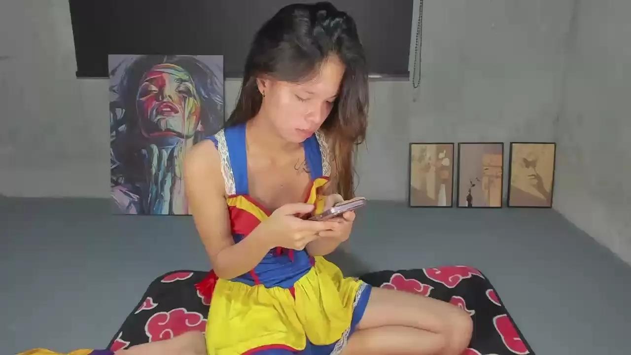 Offline SlimDollKENDALL on Cam4