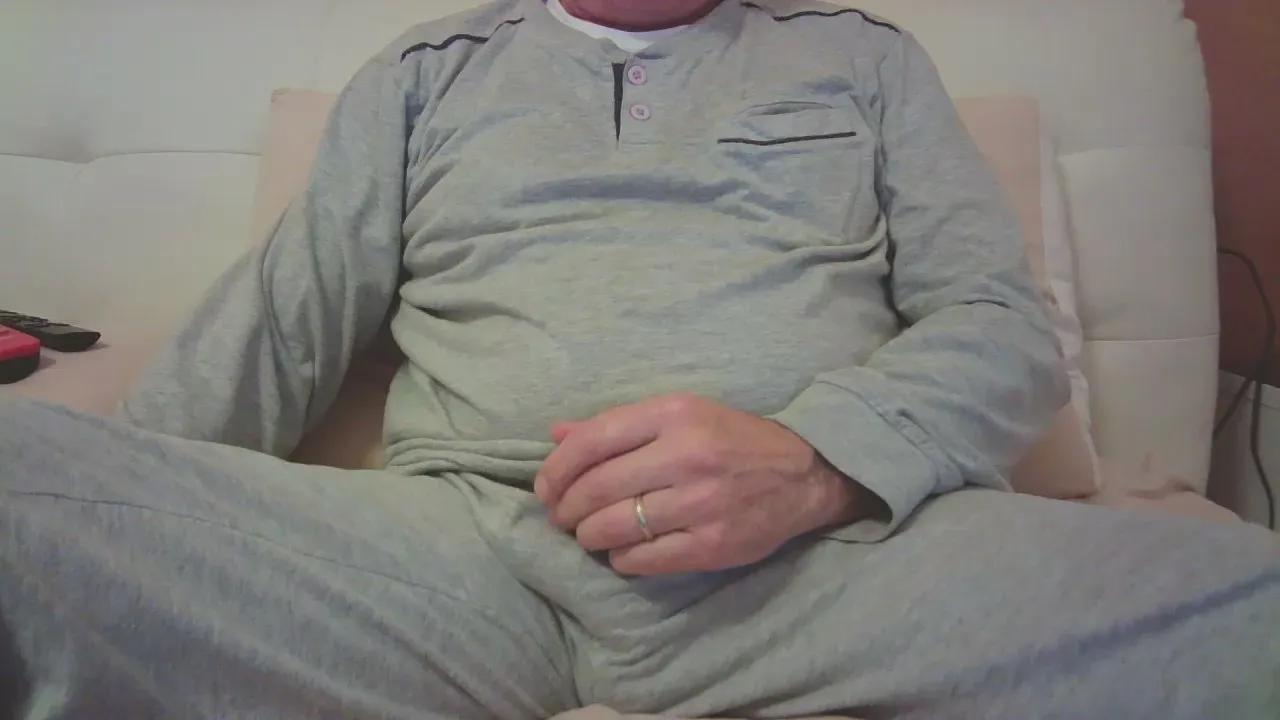 Offline spososolo66 on Cam4