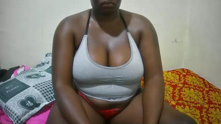 Freechat squirty_bosset on Cam4