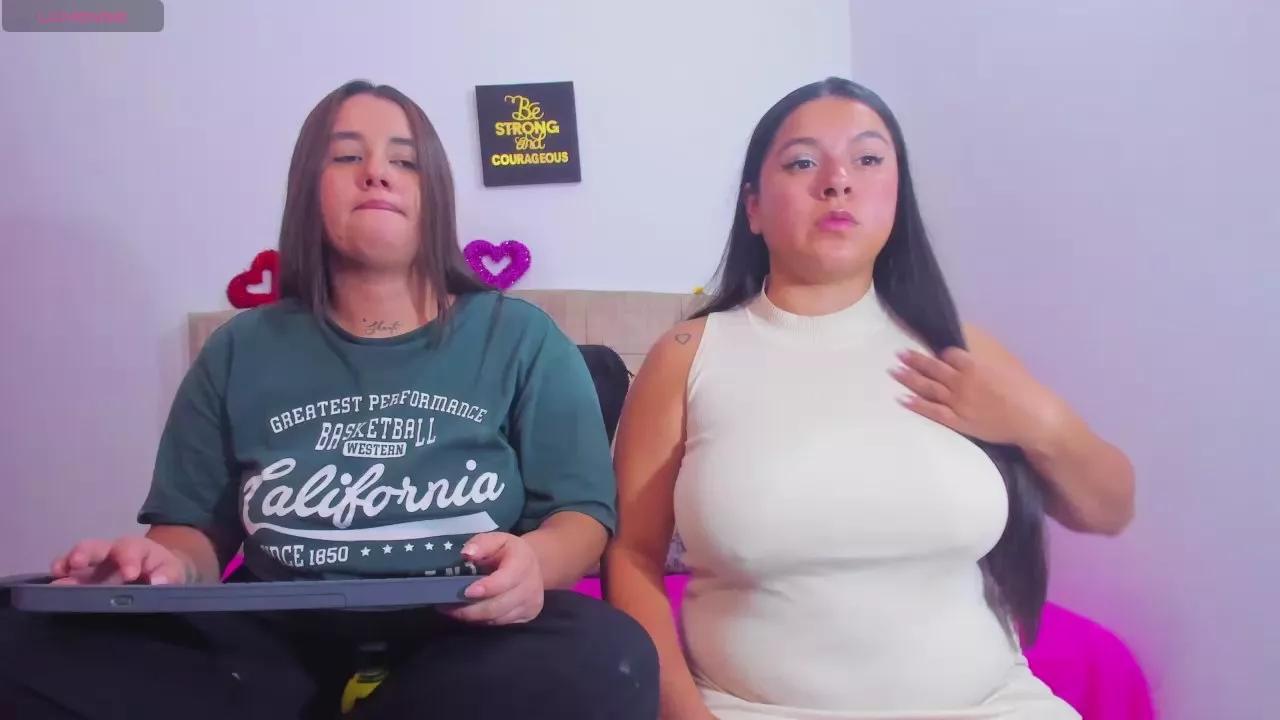 Offline Summergirls_ on Cam4