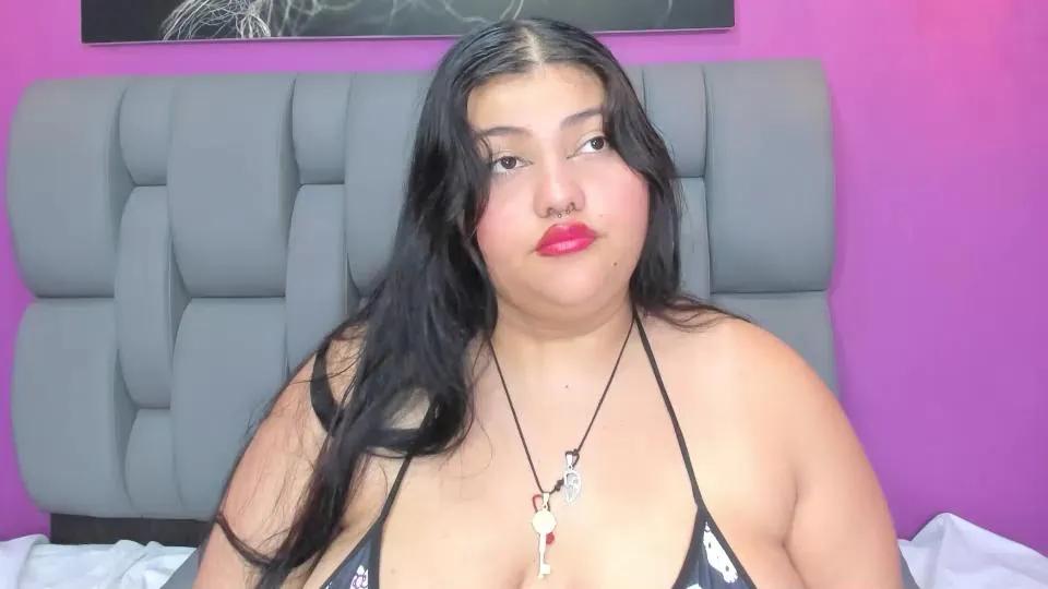 Offline Taniabenelli on Cam4