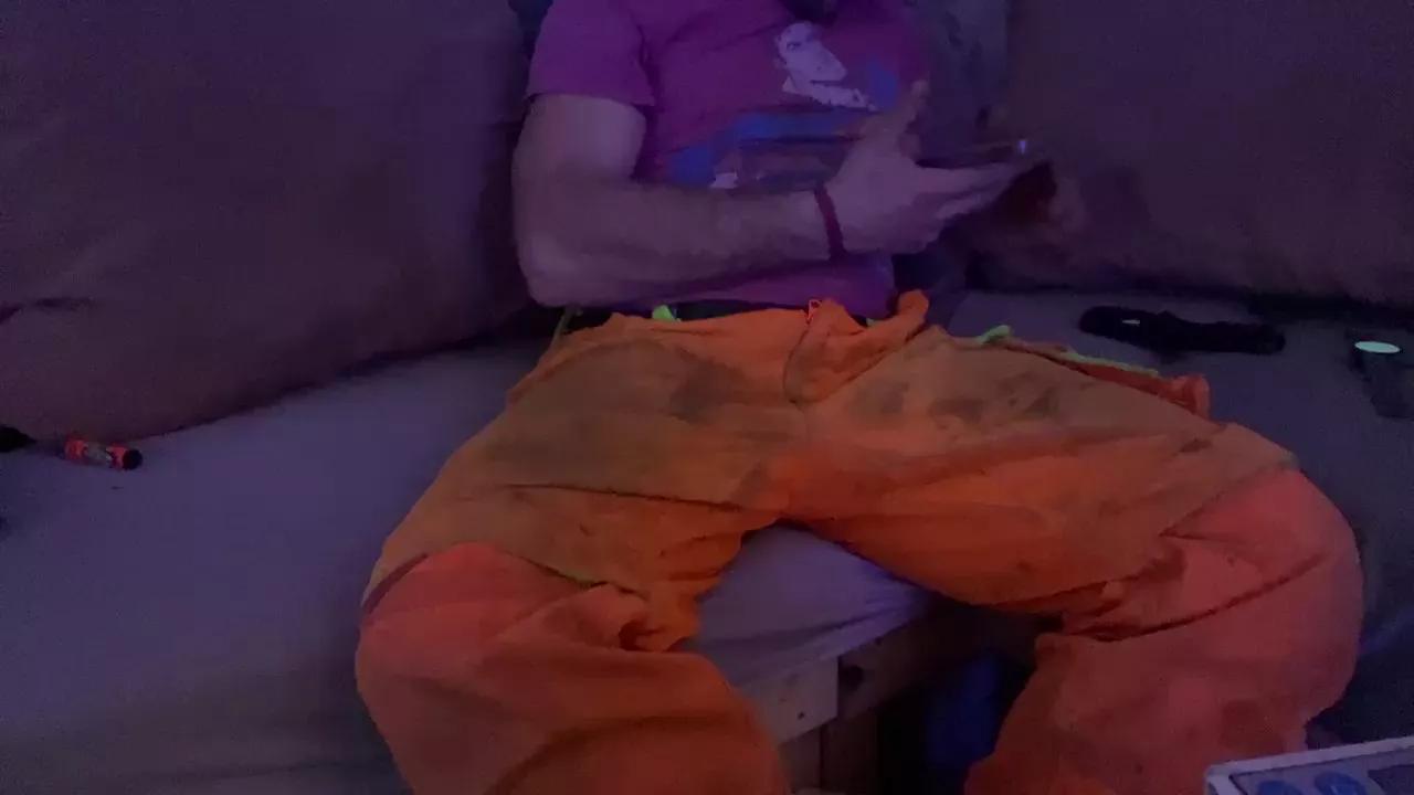 Offline tobi332 on Cam4