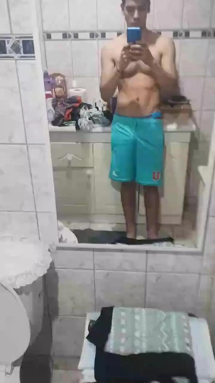 Offline Tudiablo19 on Cam4