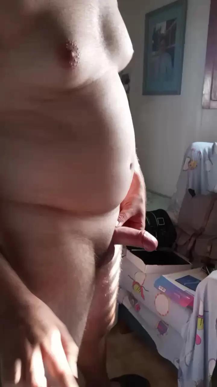 Offline uaieo4fun on Cam4