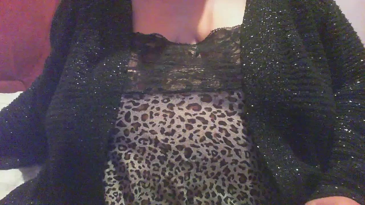 Offline XeliaeclypseX on Cam4