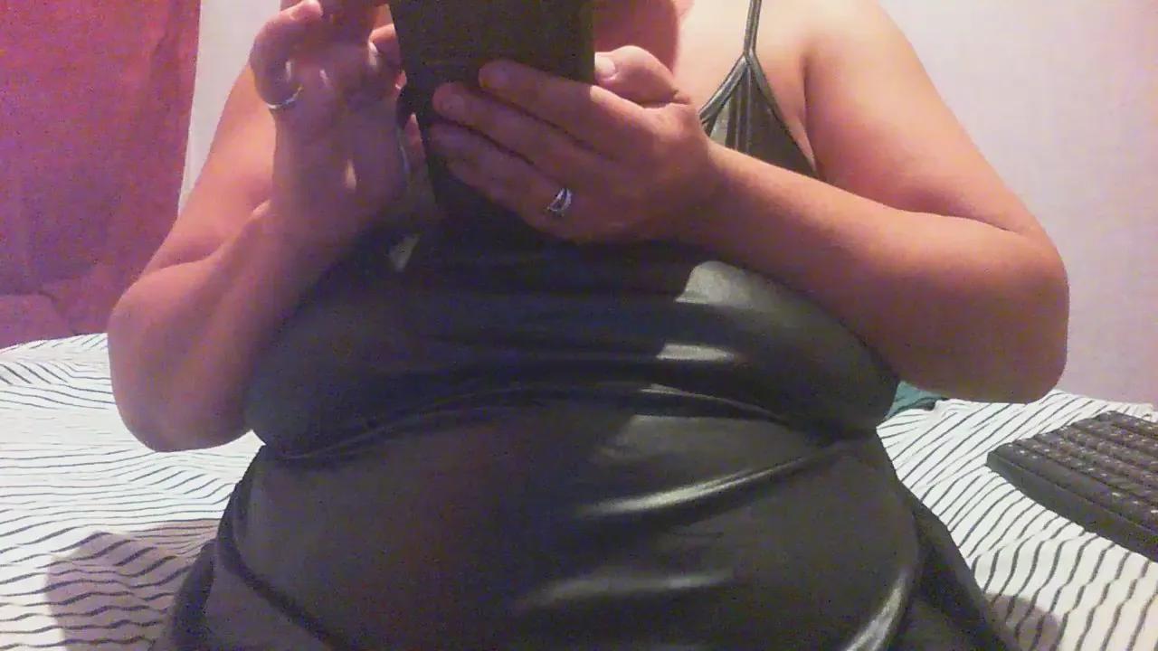 Offline XeliaeclypseX on Cam4