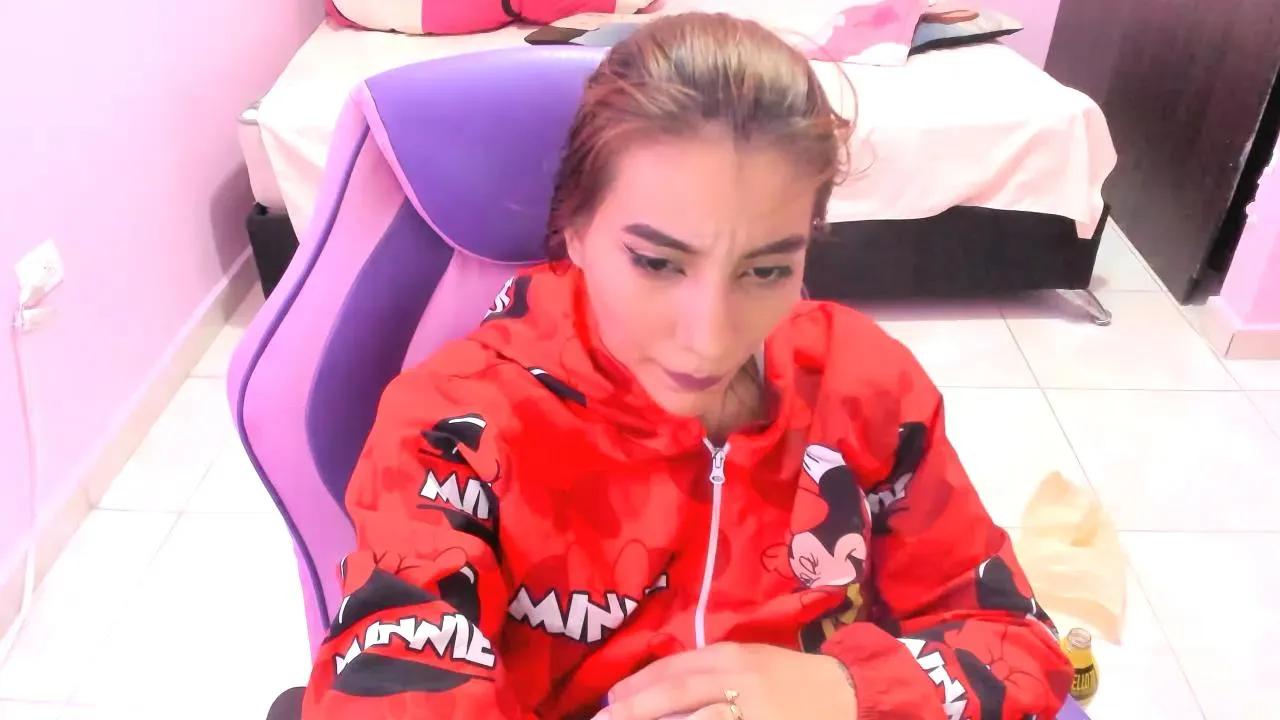 Offline YHEVENIA_DIRTY on Cam4