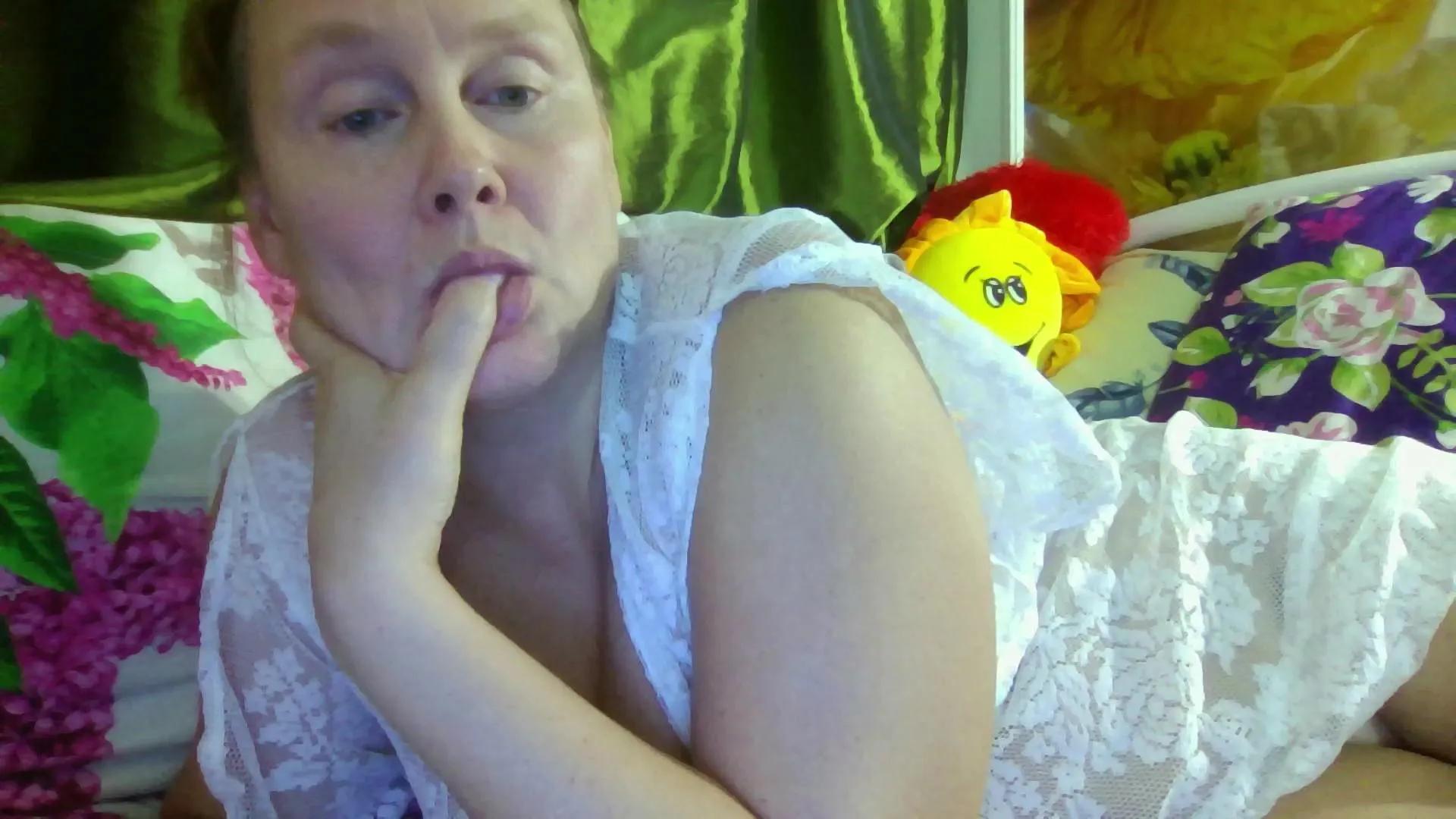 Offline Yoursexkroshka on Cam4