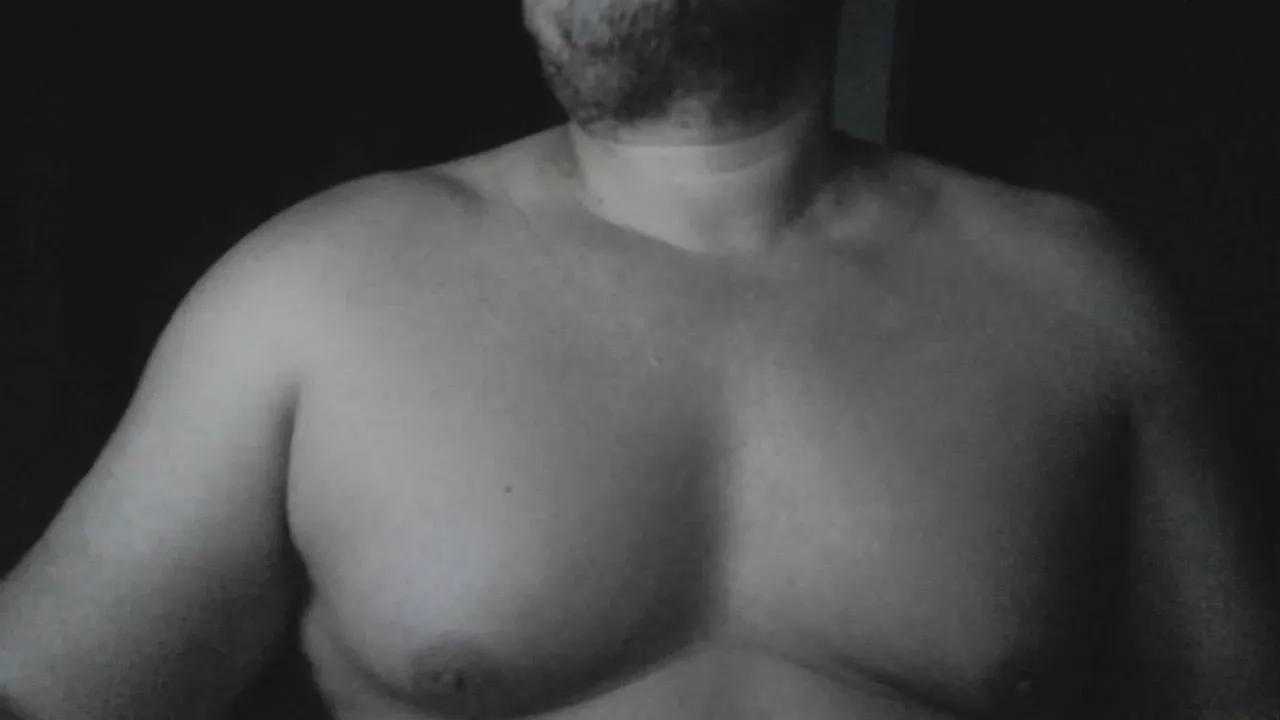 Offline zepica7 on Cam4