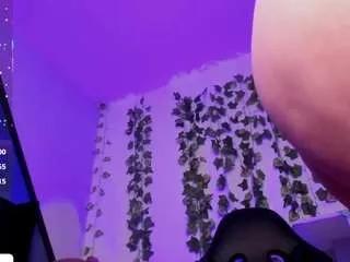 Offline adhara-wlliams on CamSoda
