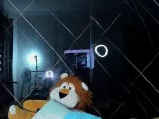 Freechat alahia-rivera on CamSoda