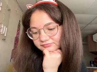 Offline amadakuhnemund on CamSoda