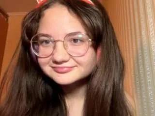 amadakuhnemund — GOAL: take off socks and show you my feet . Hey, i'm Alex! Let's chat!;)Support me! [44 tokens remaining]