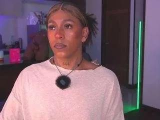 Offline amber-raus on CamSoda