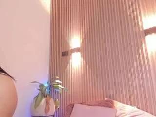 ameelie — All naked and fuck toy with boobs [Multi Goal]